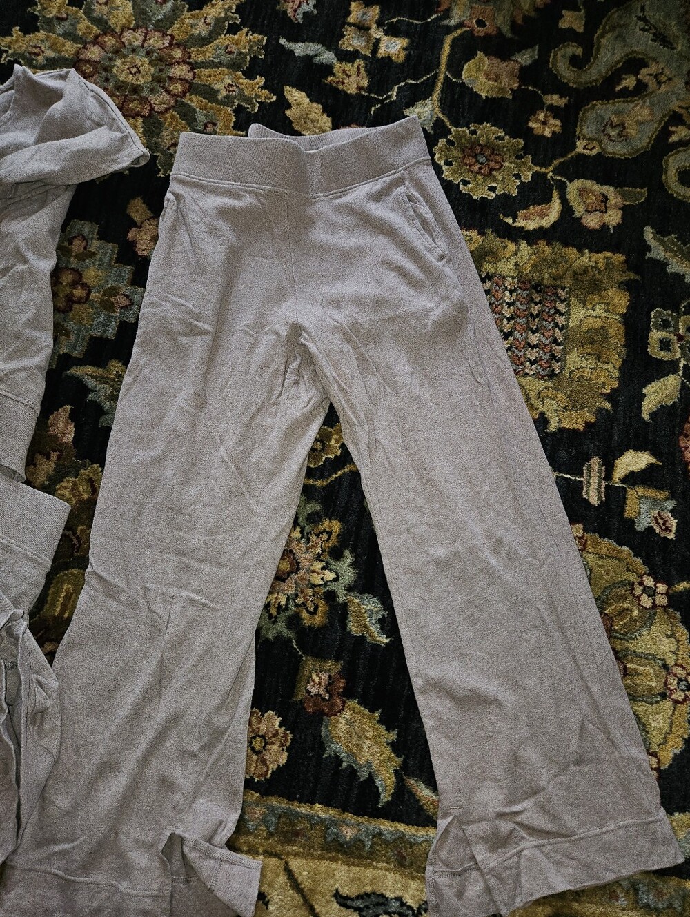 Cozy Heathered Lounge Set - Top, Shorts & Pants, Pact Medium - Picture 4 of 7
